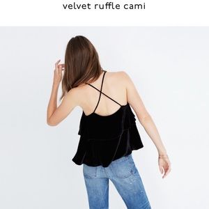 Brand New Madewell Velvet Ruffle Top 🌹🌹🌹